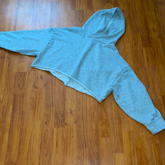 Fabletics Tops - Fabletics Cropped Hoodie Gray
